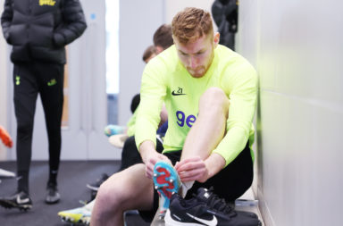 Dejan Kulusevski gets ready for a Tottenham training session